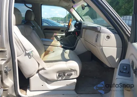 2002 Cadillac Escalade Standard from USA, damaged, VIN 1GYEK63N62R135972